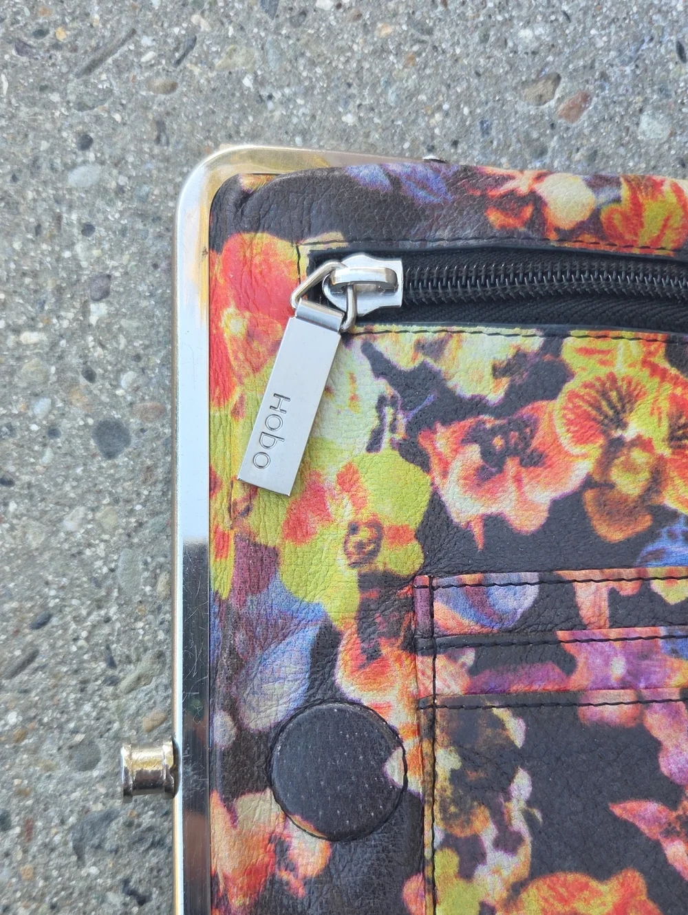 HOBO clutch vibrant
